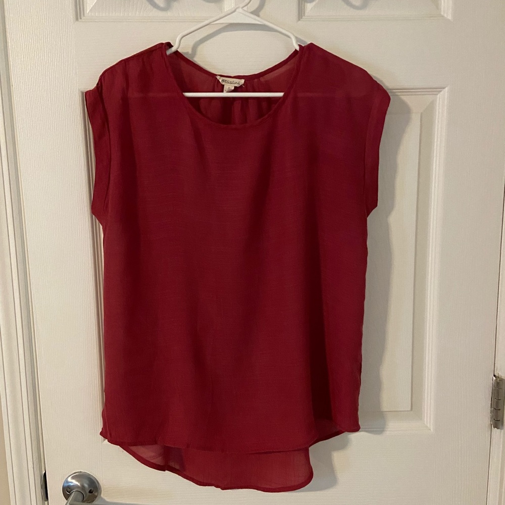 Cranberry Casual Loose Fitting Top, Size Small.